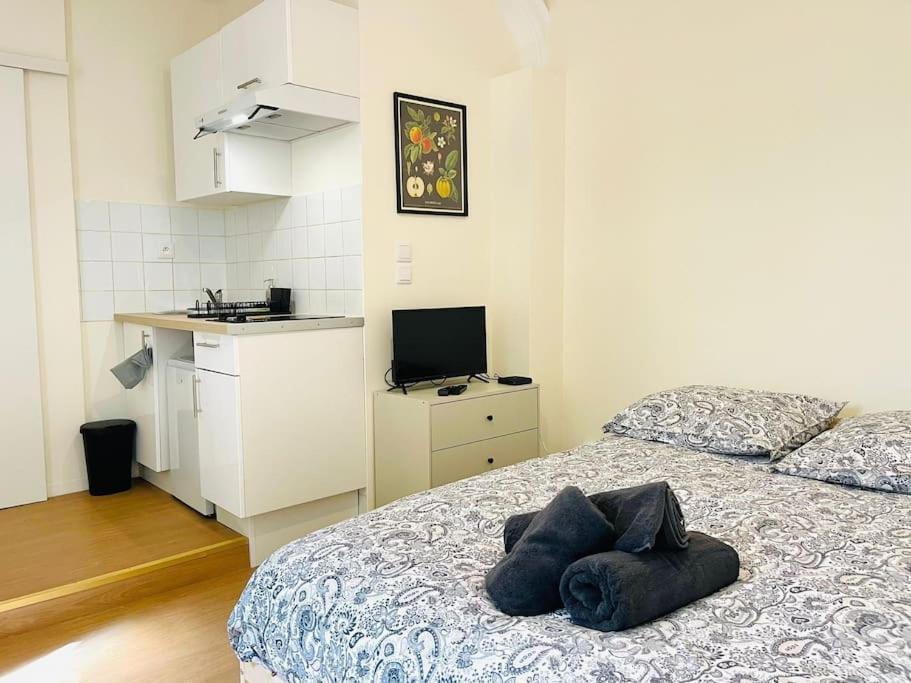 Le Petit Meuble Hyper Centre Apartment Orleans Luaran gambar