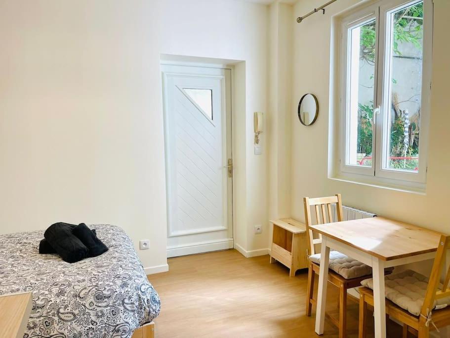Le Petit Meuble Hyper Centre Apartment Orleans Luaran gambar